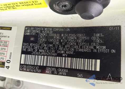 2011 Toyota 4Runner Sr5 V6 z USA, uszkodzony, nr VIN JTEBU5JR9B5055989